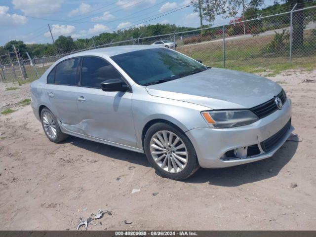  Salvage Volkswagen Jetta