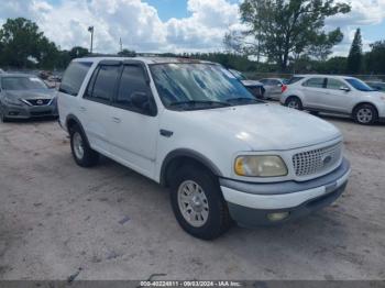  Salvage Ford Expedition