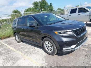  Salvage Kia Carnival