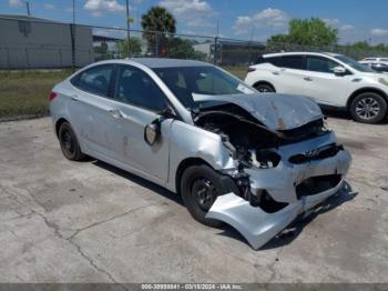  Salvage Hyundai ACCENT