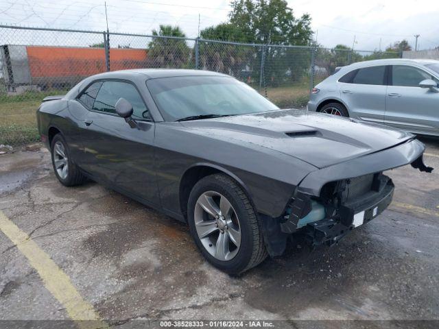  Salvage Dodge Challenger