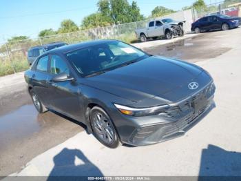  Salvage Hyundai ELANTRA