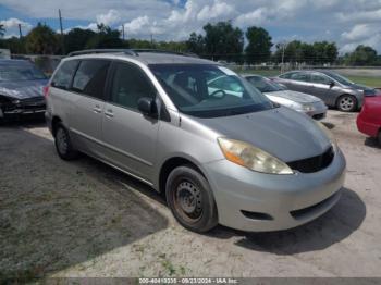  Salvage Toyota Sienna