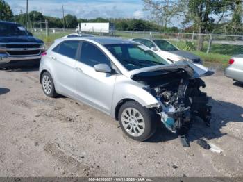  Salvage Hyundai ELANTRA