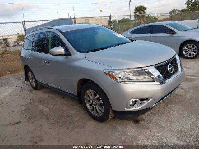  Salvage Nissan Pathfinder