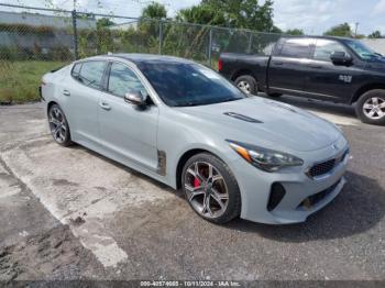  Salvage Kia Stinger