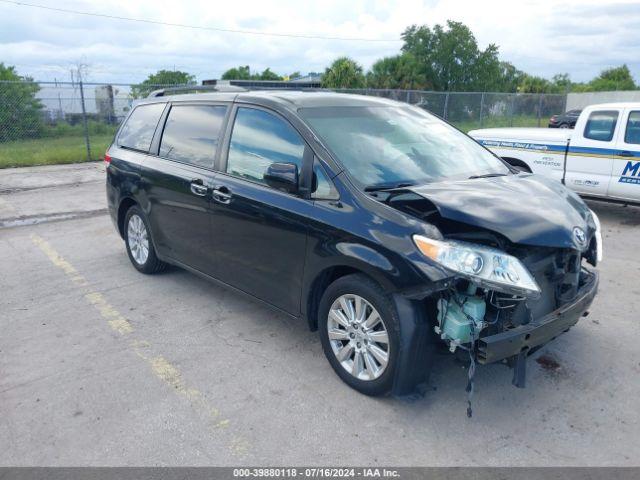  Salvage Toyota Sienna