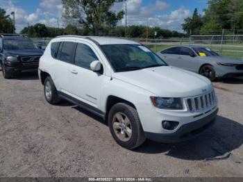  Salvage Jeep Compass