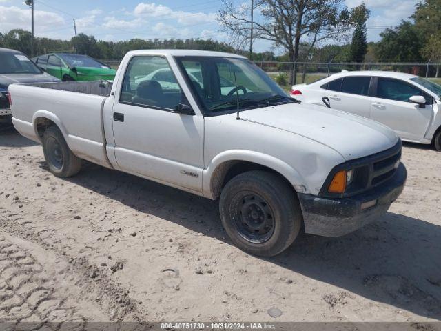  Salvage Chevrolet S-10