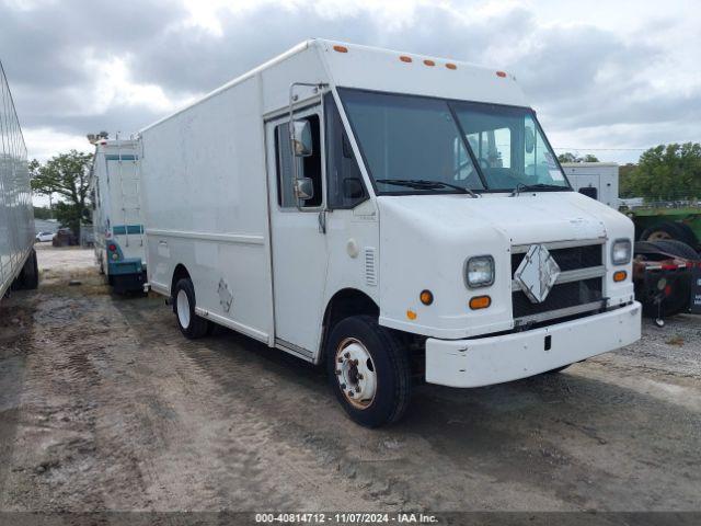  Salvage Freightliner Chassis