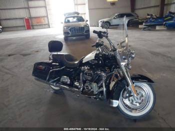  Salvage Harley-Davidson Flhr