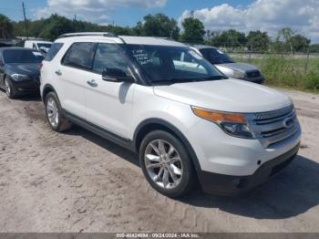  Salvage Ford Explorer