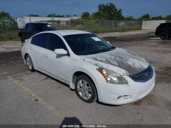  Salvage Nissan Altima