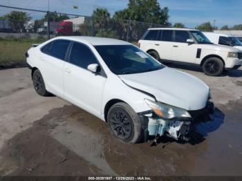  Salvage Toyota Camry