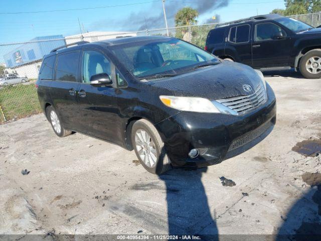  Salvage Toyota Sienna