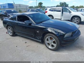  Salvage Ford Mustang