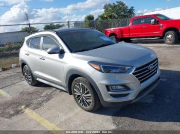  Salvage Hyundai TUCSON