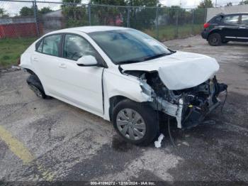  Salvage Kia Rio