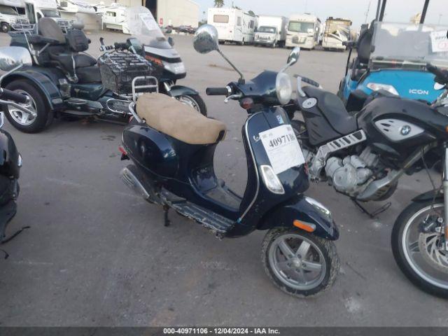  Salvage Vespa Lx