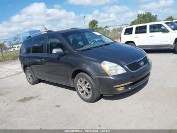  Salvage Kia Sedona