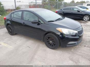  Salvage Kia Forte