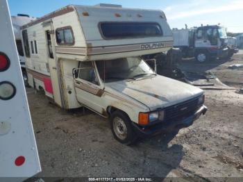  Salvage Toyota Pickup