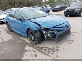  Salvage Toyota Camry