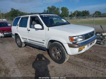  Salvage Nissan Pathfinder