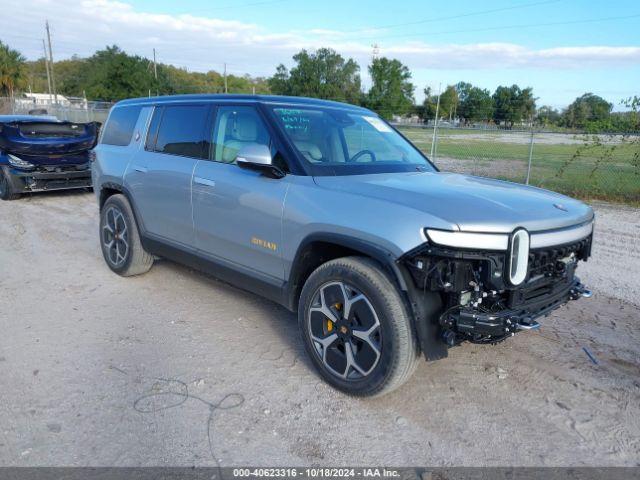  Salvage Rivian R1s