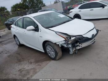  Salvage Toyota Prius