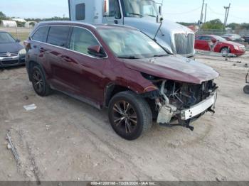  Salvage Toyota Highlander