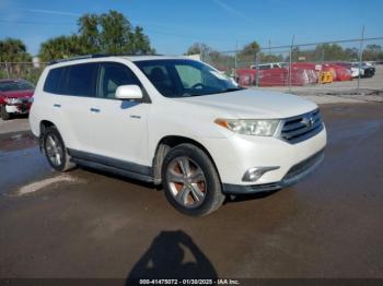  Salvage Toyota Highlander