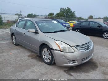  Salvage Nissan Altima