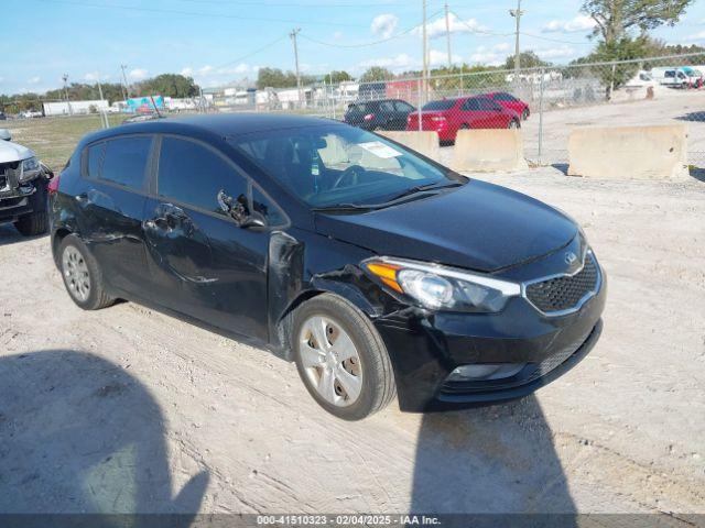  Salvage Kia Forte