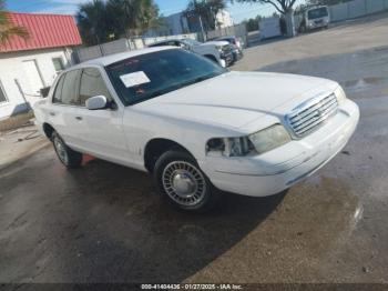  Salvage Ford Crown Victoria