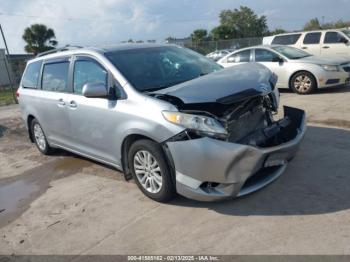  Salvage Toyota Sienna