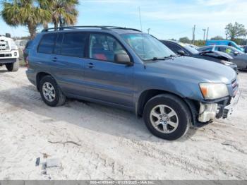  Salvage Toyota Highlander