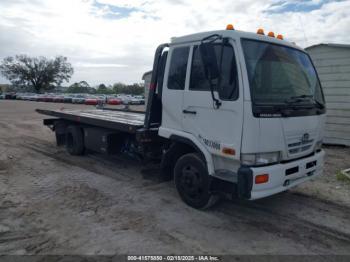  Salvage Nissan Diesel Ud2000