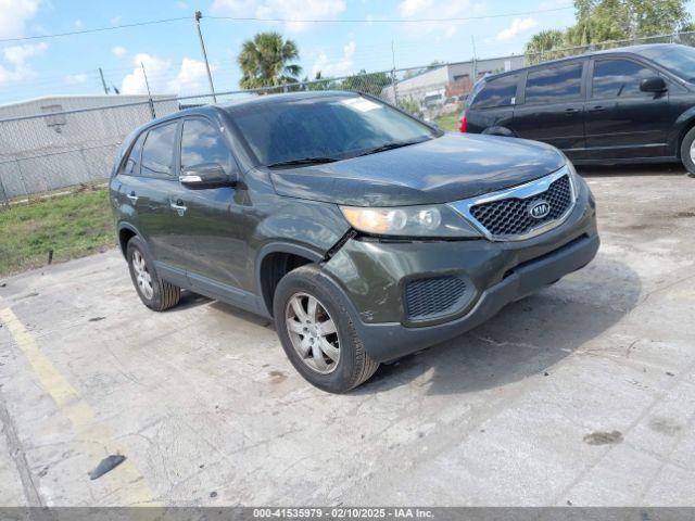  Salvage Kia Sorento