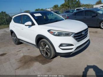  Salvage Hyundai TUCSON