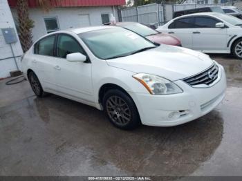  Salvage Nissan Altima