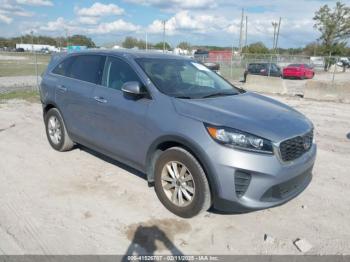  Salvage Kia Sorento