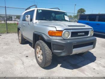  Salvage Toyota FJ Cruiser