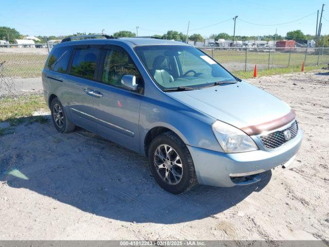  Salvage Kia Sedona