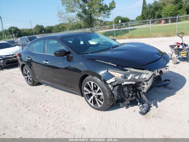  Salvage Nissan Maxima