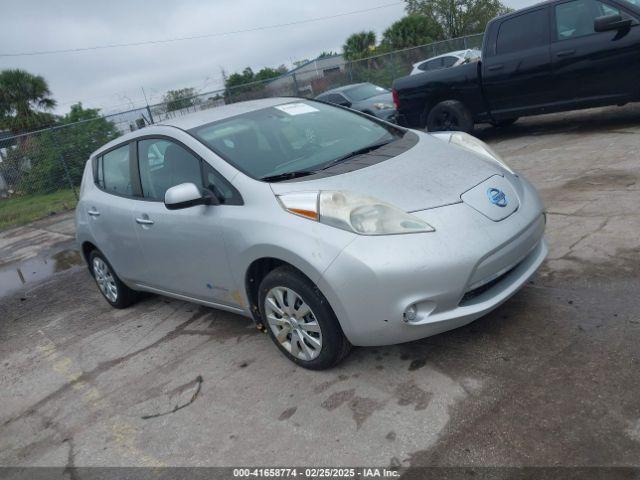  Salvage Nissan LEAF