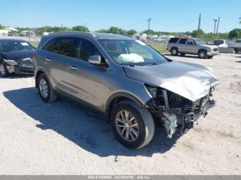  Salvage Kia Sorento