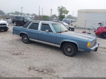  Salvage Ford Crown Victoria