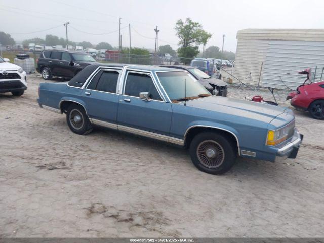  Salvage Ford Crown Victoria