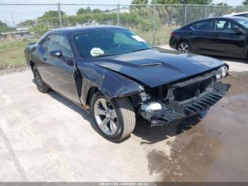  Salvage Dodge Challenger